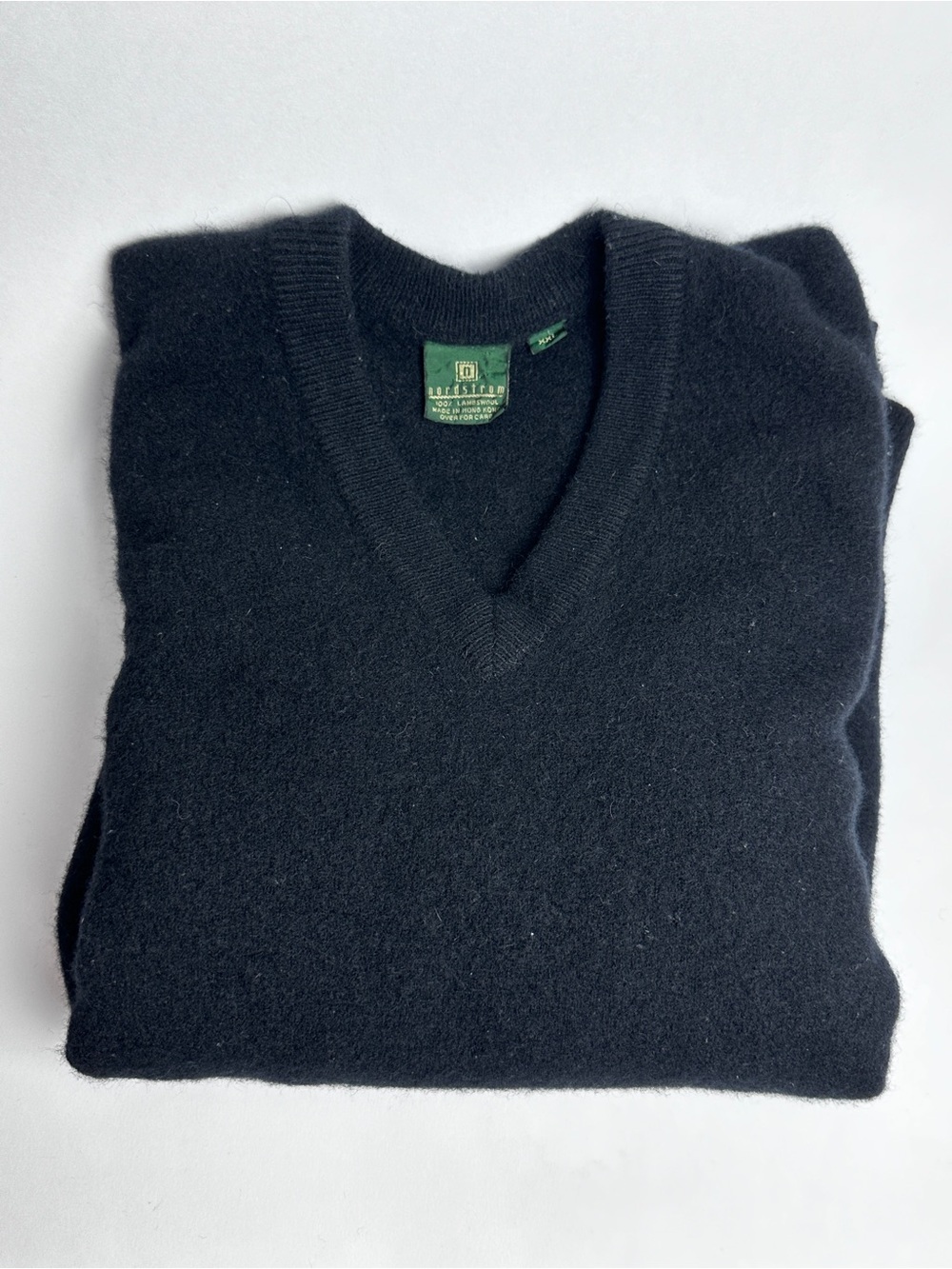 Nordstrom Men’s 100% Lambswool V-Neck Sweater Black XXL